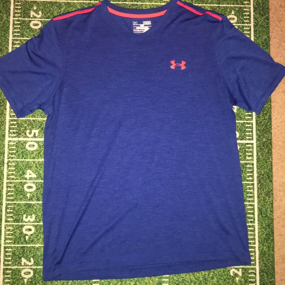 Under Armour active shirt